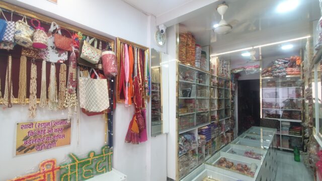 Gathbandhan Shoppe (Sagai se leke bidhai tak) Mehendi wale Gandhi